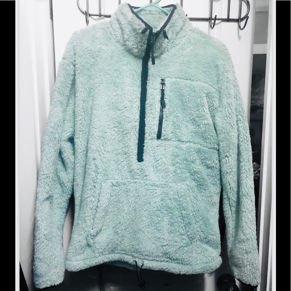 Victoria secret pink sage green pull over Sherpa rare